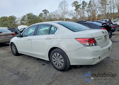 2010 Honda Accord Lx z USA, uszkodzony, nr VIN 1HGCP2F39AA105557
